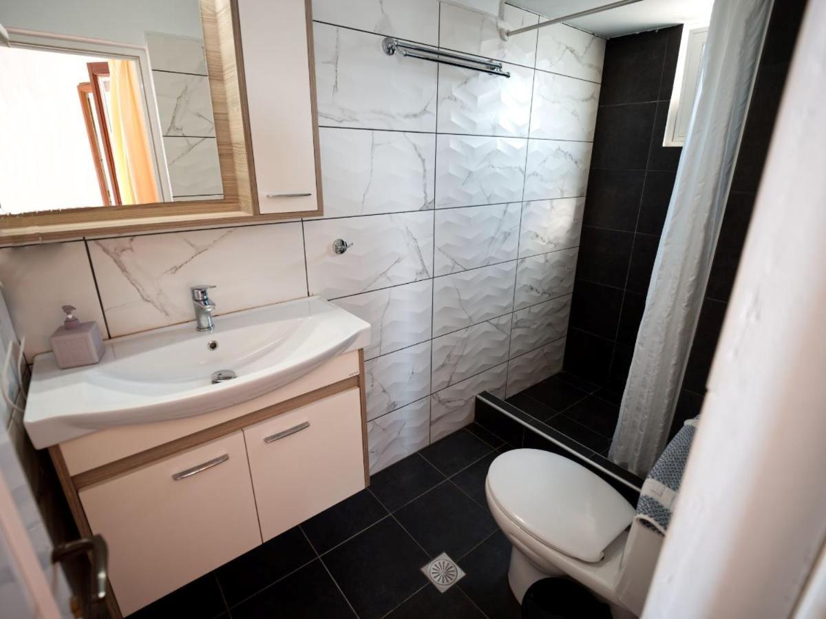 Calypso Hotel Lipsi Extérieur photo